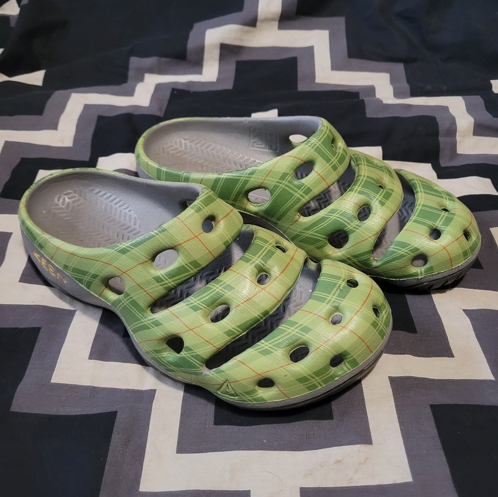 Women's KEEN Yogui Clogs